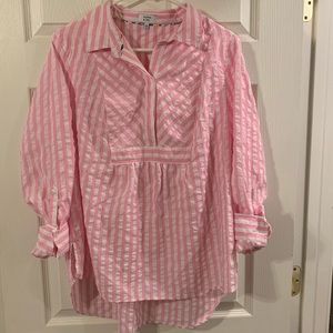 Crown and Ivy Top XL